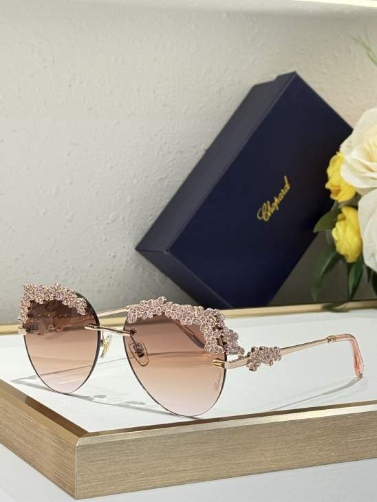 Picture of Chopard Sunglasses _SKUfw73184301fw